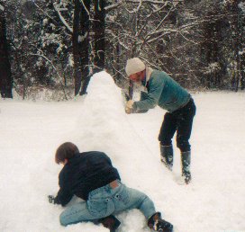Snow Builders